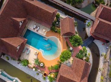 6-bedroom, Pool Villa, Huay Yai, for sale, large land plot, 