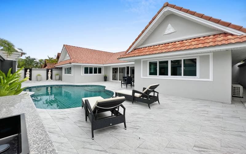 View Talay Villas, Jomtien, for sale, fully renovated, pool villa, Pattaya