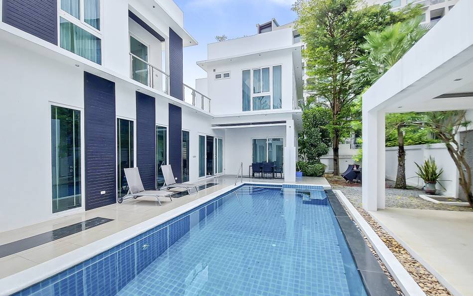 Gorgeous Pool Villa For Sale in Jomtien, pool villa in Jomtien, Jomtien properties, Jomtien properties for sale, Property Excellence