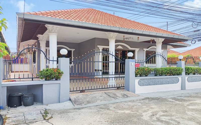 2 bedroom house for rent in Jomtien, Eakmongkok house for rent, Jomtien house rentals, Property Excellence