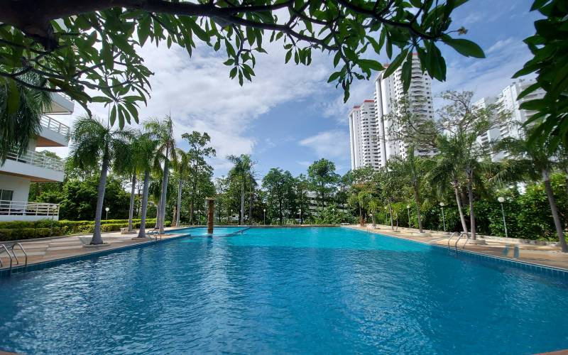 Condos for sale in Jomtien, Cheap View Talay 5D condo, Leading Pattaya agent, Property Excellence Pattaya