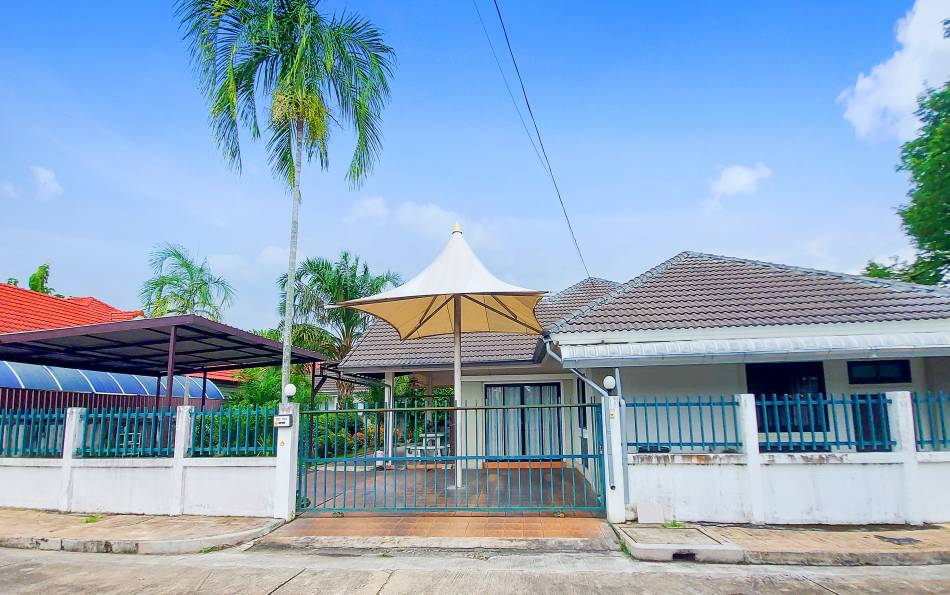 4 bedroom family home for rent in Pattaya, East Pattaya house for rent, Mabprachan Lake house for rent, East Pattaya houses, Mabprachan Lake area house for rent, Property Excellence