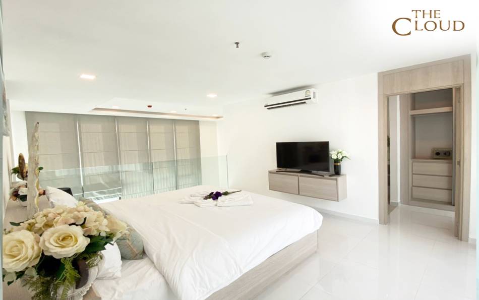 Large 1 bedroom duplex condo for rent in Pattaya, Large 1 bedroom condo for rent in Pattaya, The Cloud condominium for rent, Property Excellence, Pattaya condo rental