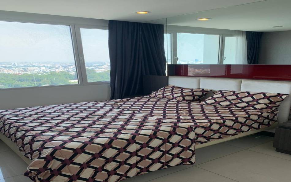 High floor 2 bedroom condo for sale Pattaya, High floor condo in The Vision Pratumnak for sale,  Above Pooldeck condo The Vision Pattaya, Pattaya condo for sale, Pratumnak condo for sale, The vision Pattaya for sale, Property Excellence