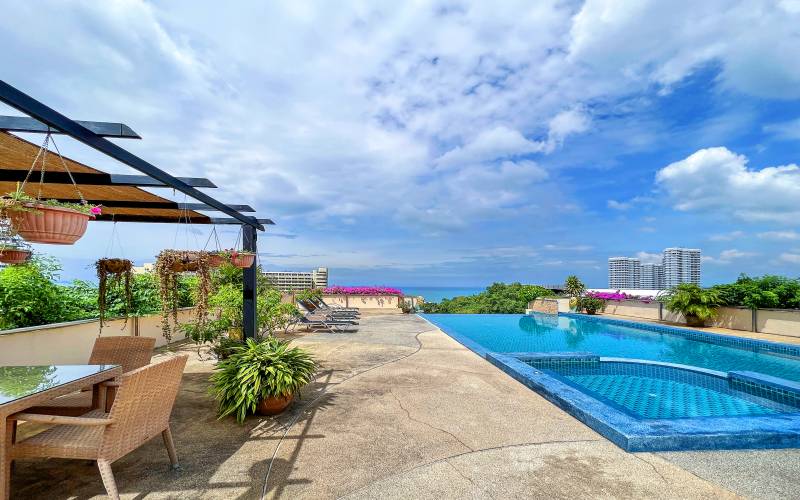 Executive Residence 1 condo for sale, Condo for rent Executive Residence 1, Condo for sale Cozy Beach, Cheap studio for sale on Pratumnak, Pattaya Real Estate, Property Excellence