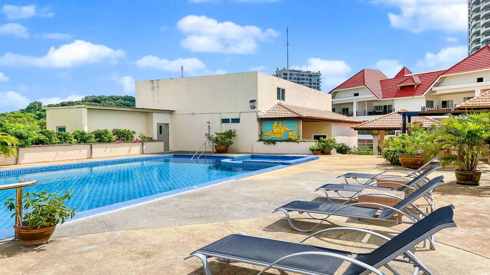 Executive Residence 1 condo for sale, Condo for rent Executive Residence 1, Condo for sale Cozy Beach, Cheap studio for sale on Pratumnak, Pattaya Real Estate, Property Excellence