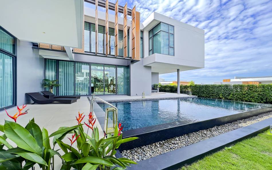 New house for sale in Pattaya, The Prospect Pattaya, Luxury house for sale in Pattaya, New Luxury home Pattaya, Luxury Real Estate Agent Pattaya, Property Excellence