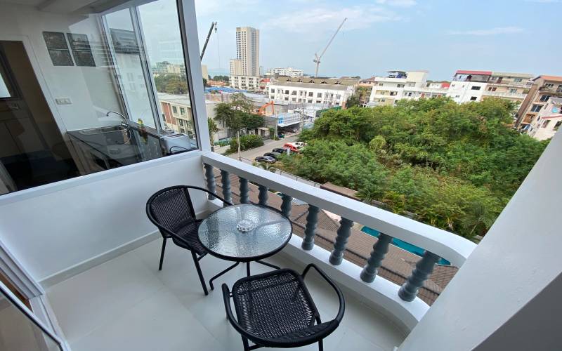 Ruamchok Condoview 5, Ruamchok Pattaya, Ruamchok Pratumnak, Property Excellence, cheap 2 bedroom condo for rent on Pratumnak, Property Excellence