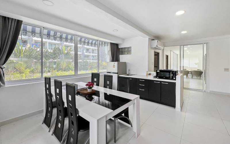 cheap 2 bedroom condo for rent, condo for rent Pratumnak, Pratumnak condo for rent, Leading Pattaya real estate agency, Property Excellence