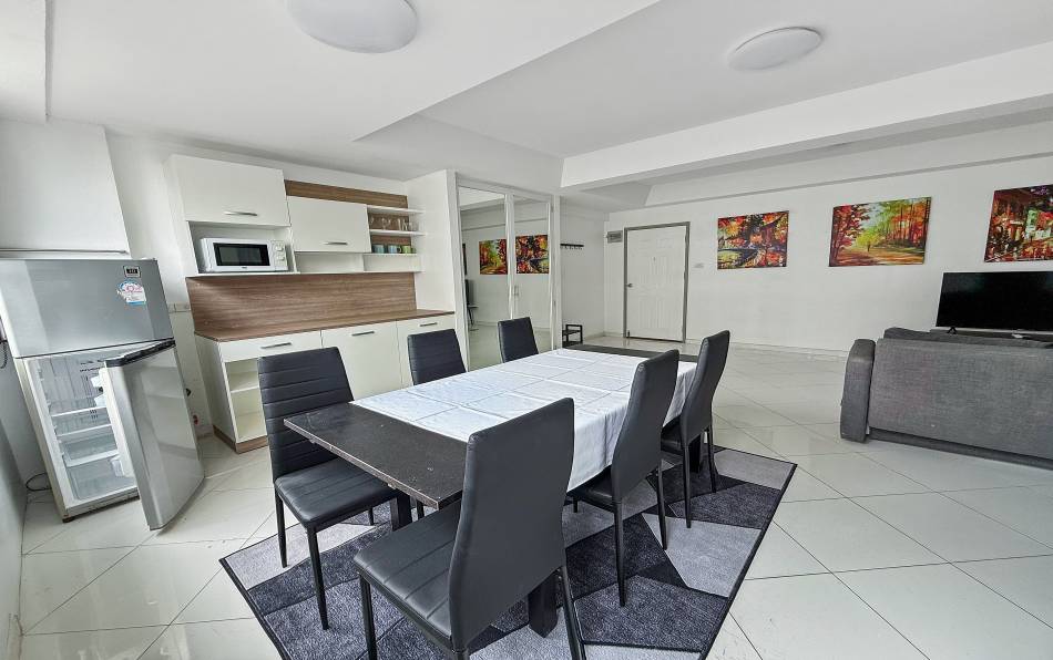 Cheap 2 bedroom condo for rent Pratumnak, condo for rent Pratumnak, Leading Pattaya Estate Agent, Property Excellence