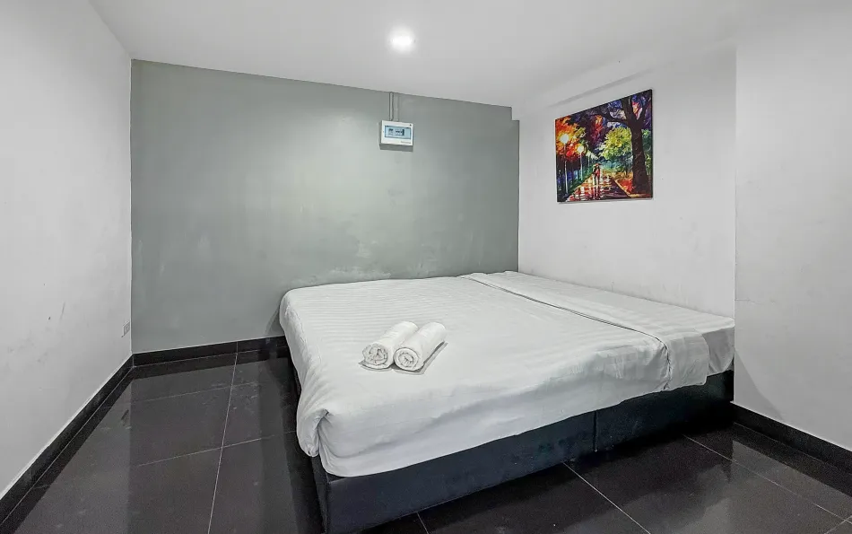 Cheap 2 bedroom condo for rent Pratumnak, condo for rent Pratumnak, Leading Pattaya Estate Agent, Property Excellence