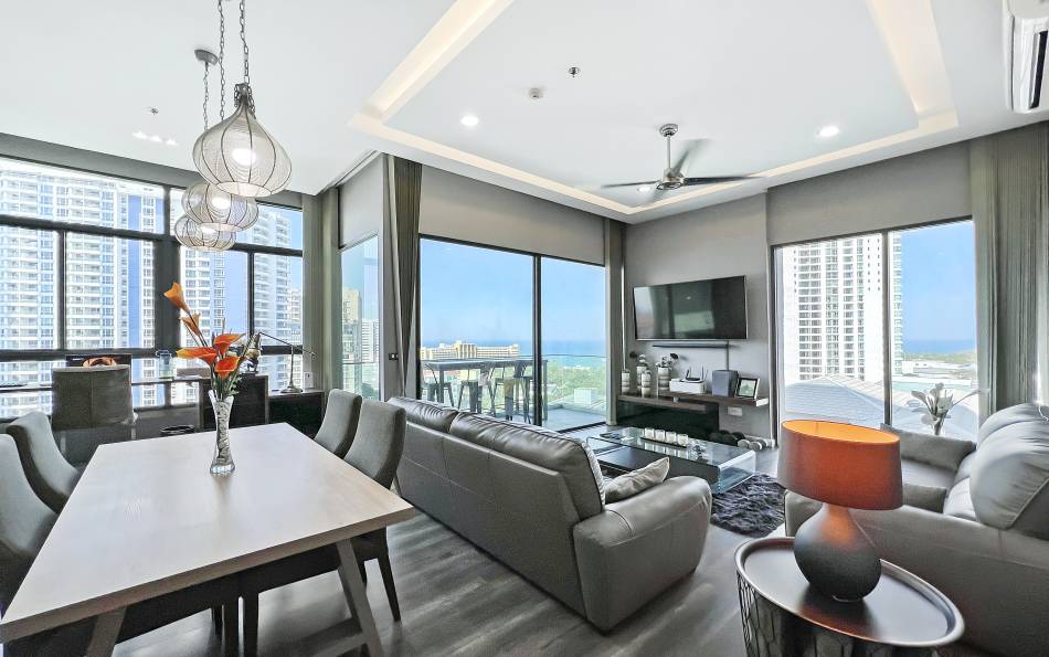 Superb 2 bedroom for sale on Cozy beach, condo for sale in The Point condominium Pattaya, Pattaya condo for sale, 2 bedroom condo Pratumnak for sale, Trust Pattaya Real Estate Agency, Property Excellence