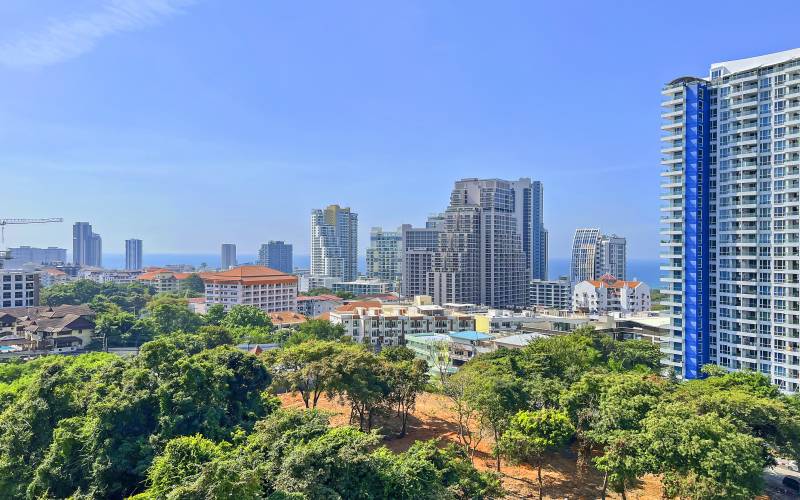 Superb 2 bedroom for sale on Cozy beach, condo for sale in The Point condominium Pattaya, Pattaya condo for sale, 2 bedroom condo Pratumnak for sale, Trust Pattaya Real Estate Agency, Property Excellence